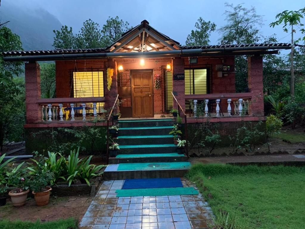 Sukant Homestay, Palu, Murbād المظهر الخارجي الصورة
